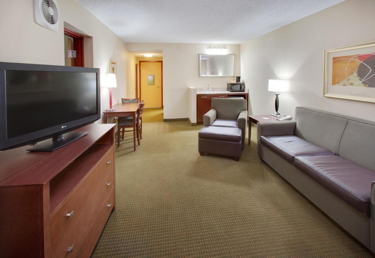 Hotel Doubletree By Hilton Austin, Mn Exterior foto