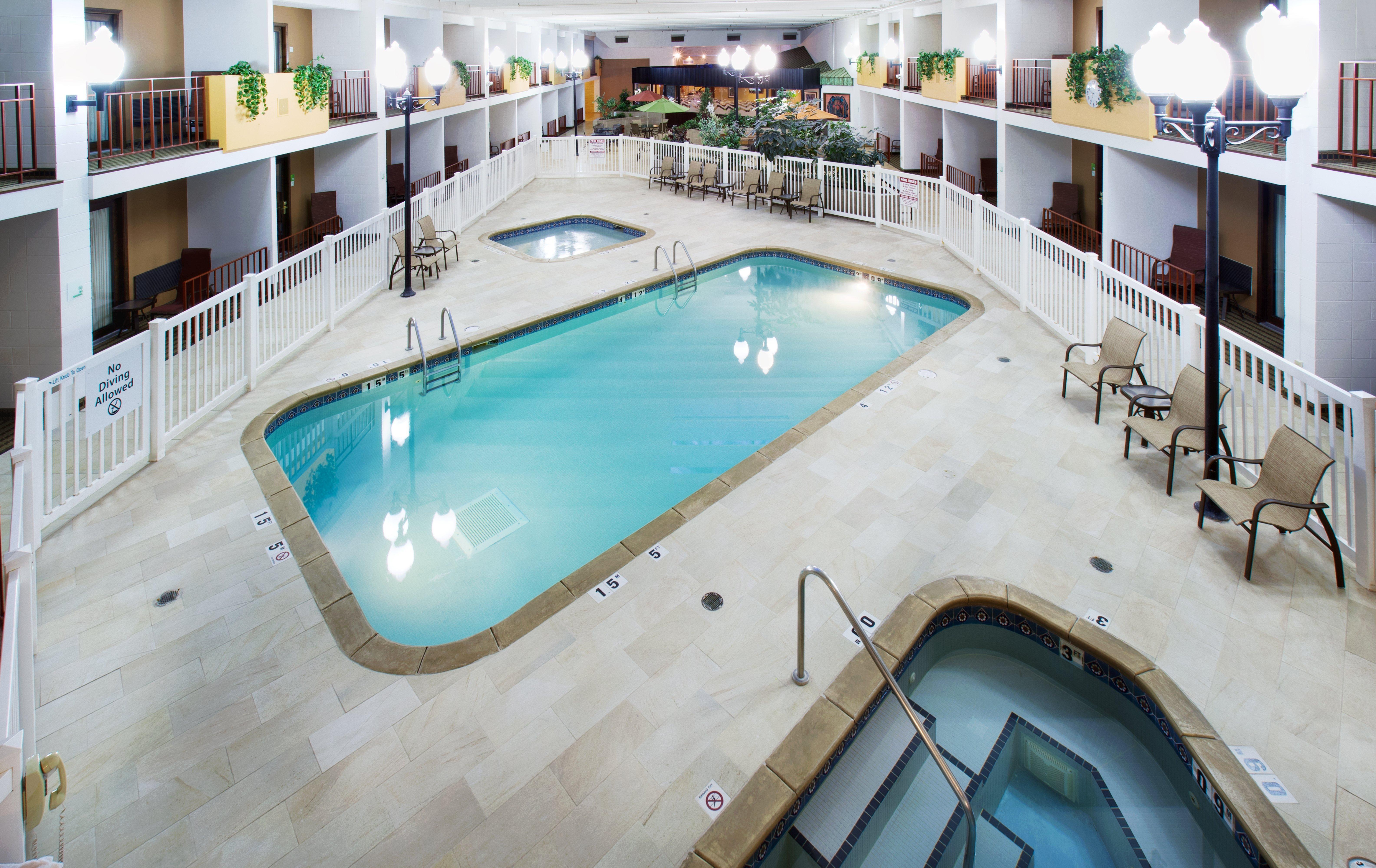Hotel Doubletree By Hilton Austin, Mn Exterior foto