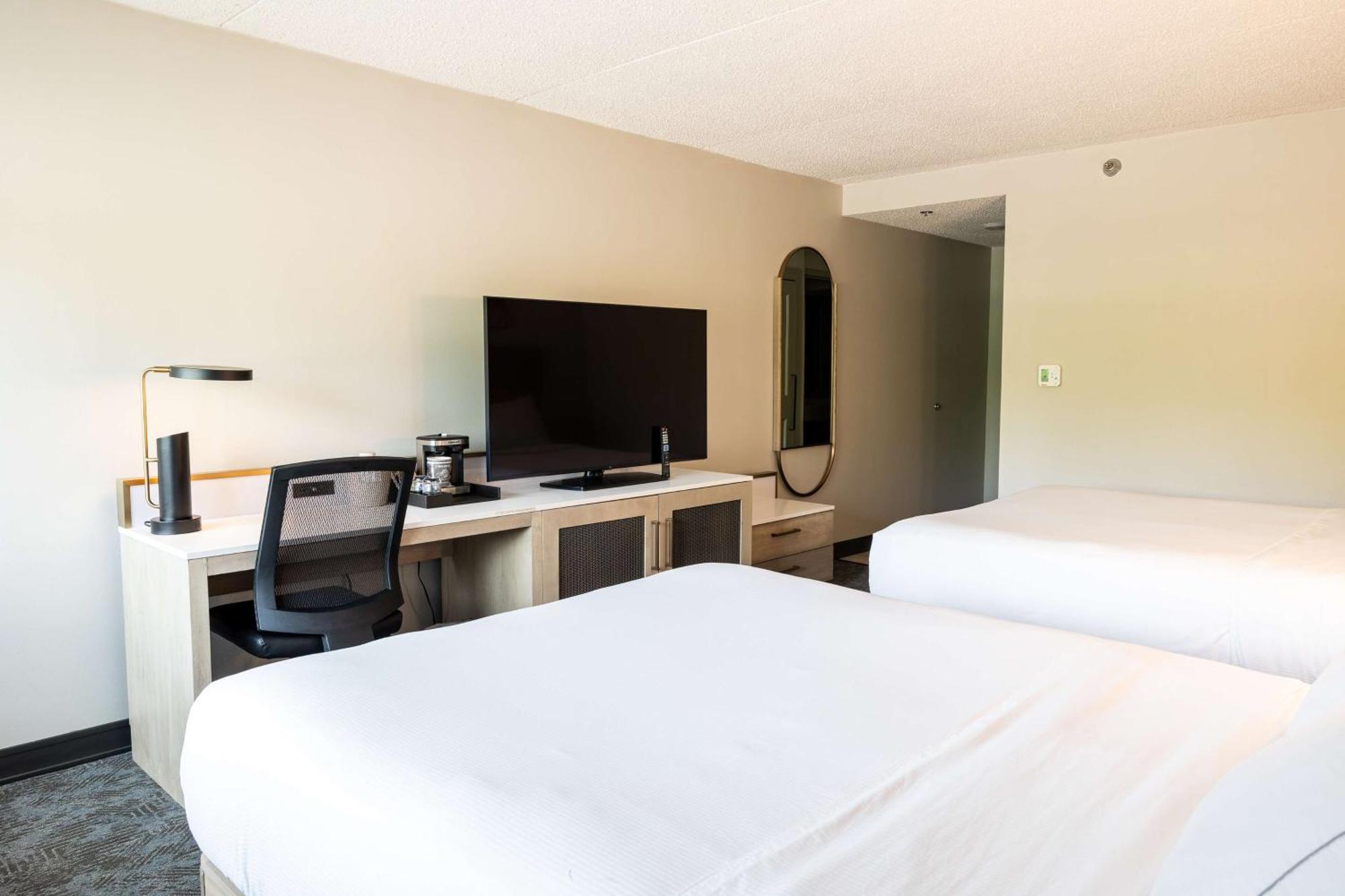 Hotel Doubletree By Hilton Austin, Mn Exterior foto